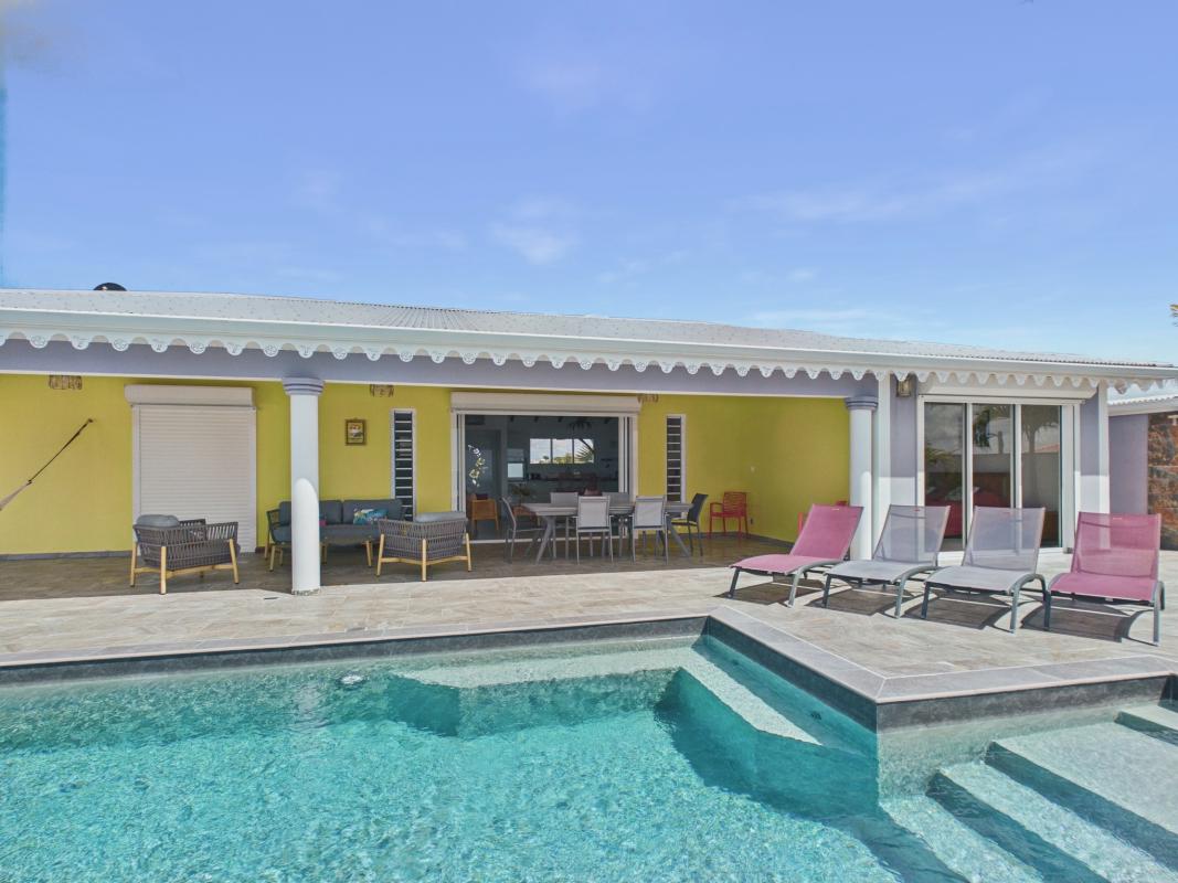 Location villa 3 chambre sainte luce - vue face maison